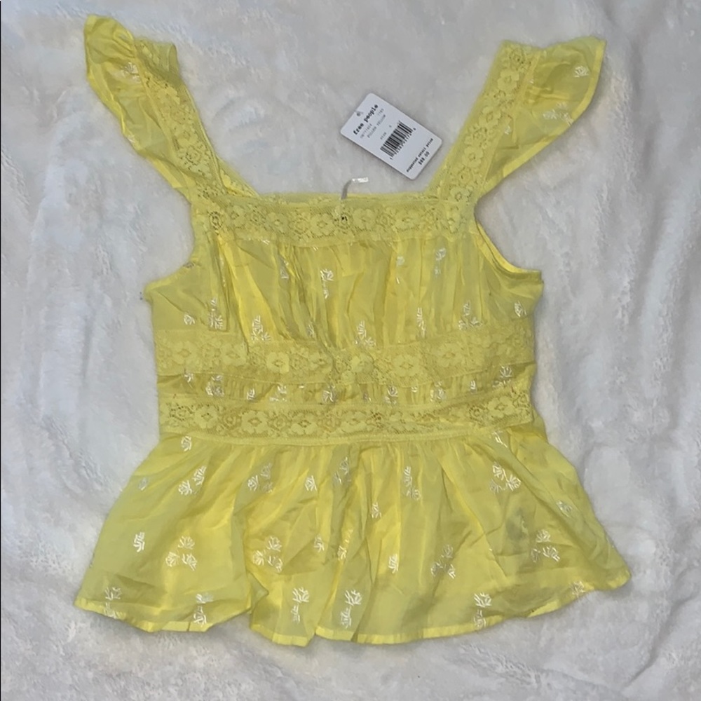 FREE PEOPLE cute floral top